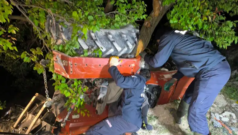 Kontrolden Çıkan Traktör Devrildi: Korkunç Kaza Sonucu Sürücü Hayatını Kaybetti