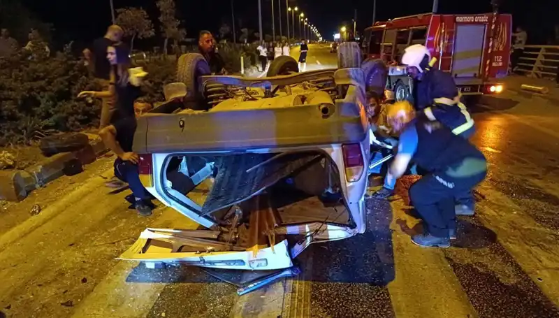 Kavşakta Meydana Gelen Feci Kazada 2'si Ağır 7 Kişi Yaralandı