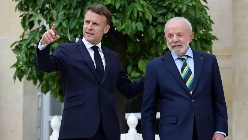 Macron, İsrail'e Somut Önlemler Alınacak mı Sorusu Üzerinde Düşünüyor