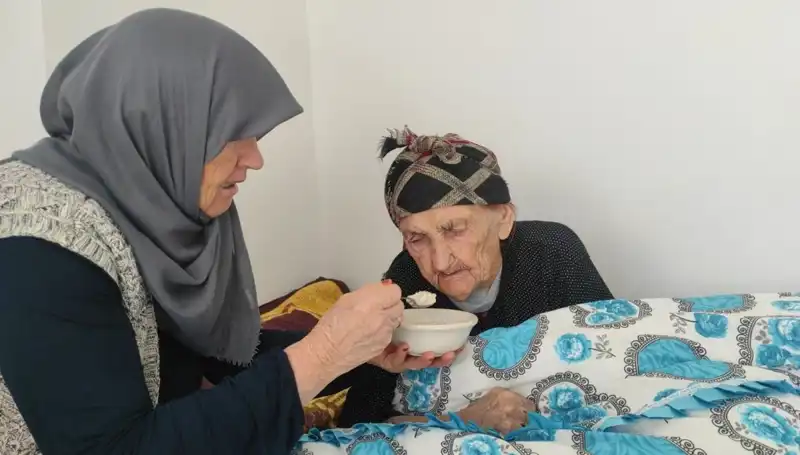 102 Yaşında Hiç Doktora Gitmemiş Kezik Nine’nin Uzun Yaşamının Sırrı Nedir?