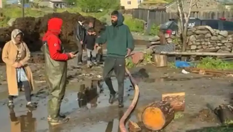 Ardahan'da Yağmur Can ve Mal Kaybına Neden Oldu: Sel Felaketi Büyüyor