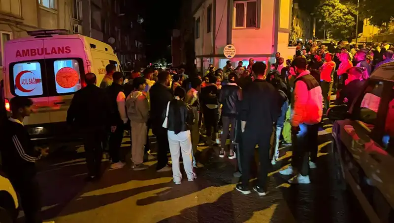 Balıkesir'de Sokak Kavgası: Sopayla Saldırı ve Kesici Aletle Ölüm!
