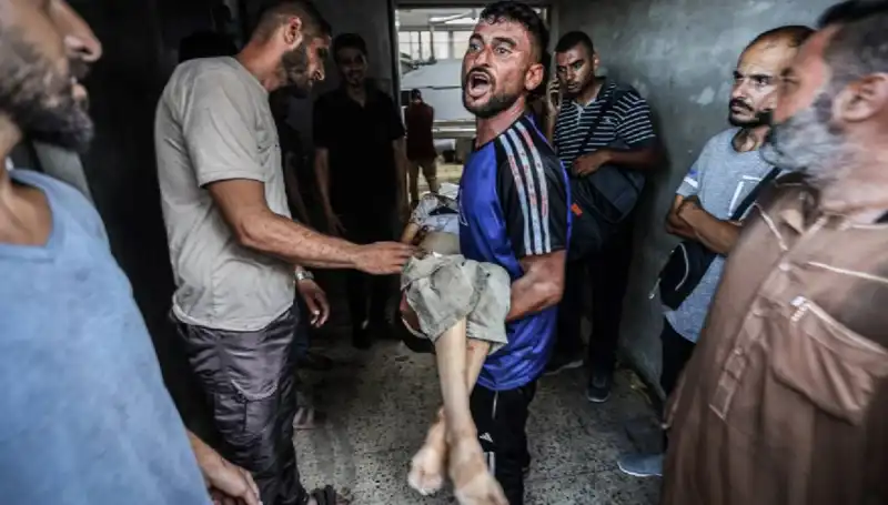 İsrail'in Gazze'deki İnsani Kriz: 90 Filistinlinin Hayatı Kayıp