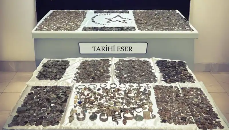 Sınırda Yakalanan 12 Bin 770 Tarihi Eserin Gizemi ve Anlamı