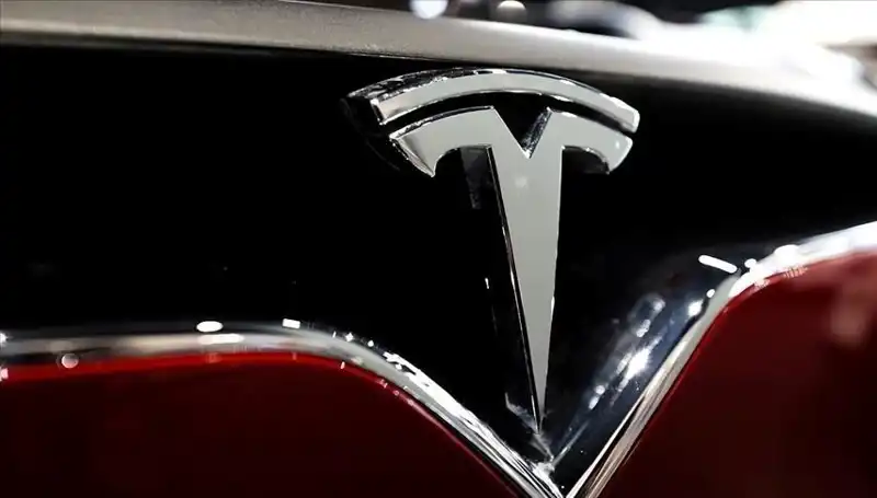 Tesla'da İşler İyiden Kötüye Gidiyor: Ucuz Model ve FSD Beklentisi