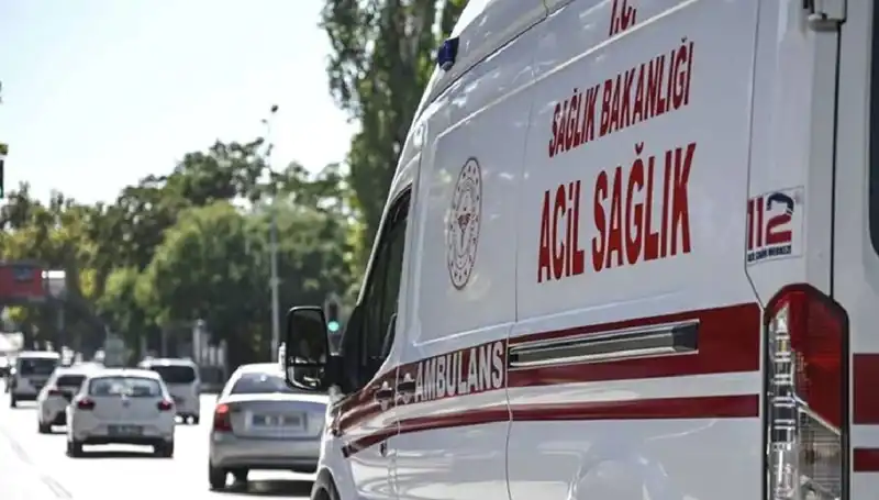 Mangalda Pul Biber Yakan Vatandaş, Apartmanı Tahliye Ettirdi