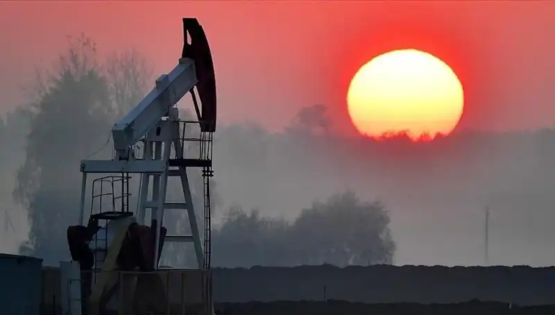 ABD'nin Petrol Sondaj Kuleleri Neden Azalıyor? Ekonomik Etkileri ve Gelecek Tahminleri