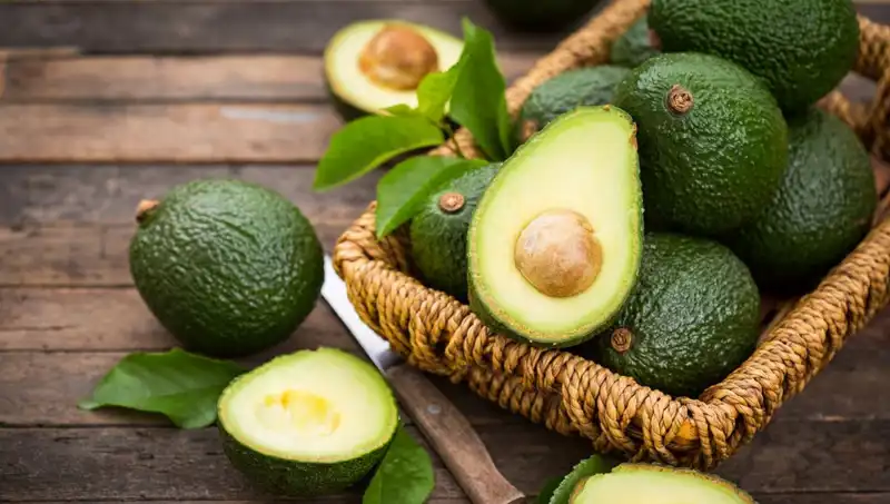 Avokado: Sağlıklı mı, Yoksa Gizli Zararı mı Var?