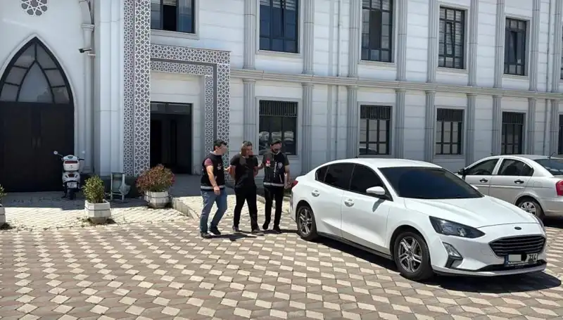 Kocaeli’de Şok Edici Cinayet: Katil Zanlısı Hızla Yakalandı