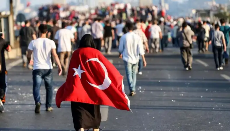 15 Temmuz Olaylarına Bakanlardan Çarpıcı Mesajlar: Unutmayalım!