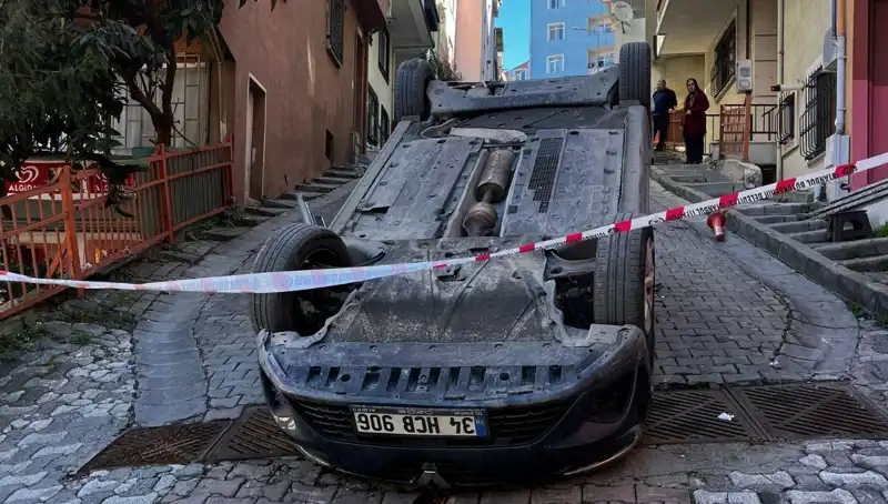 El Freni Çekilmeyen Otomobilin Takla Atma Anı İnanılmazdı