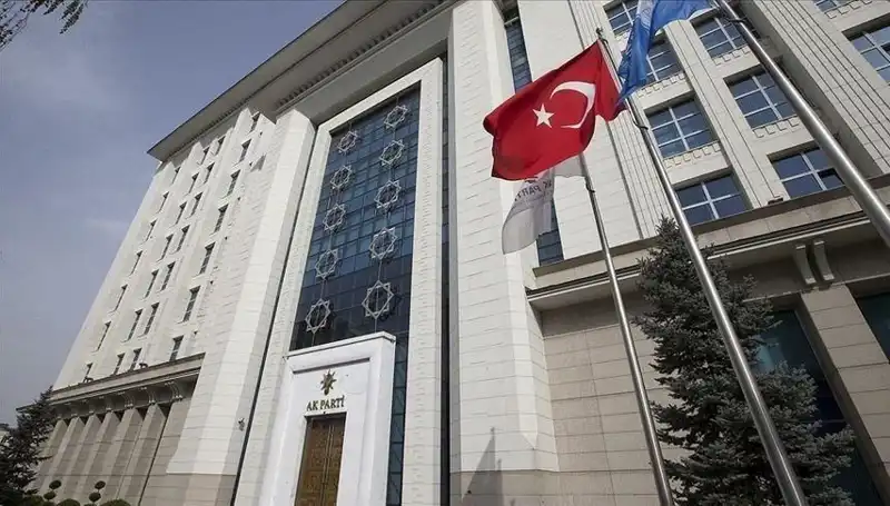 AK Parti, Yeni Stratejiler için Hafta Sonu Kampa Girecek