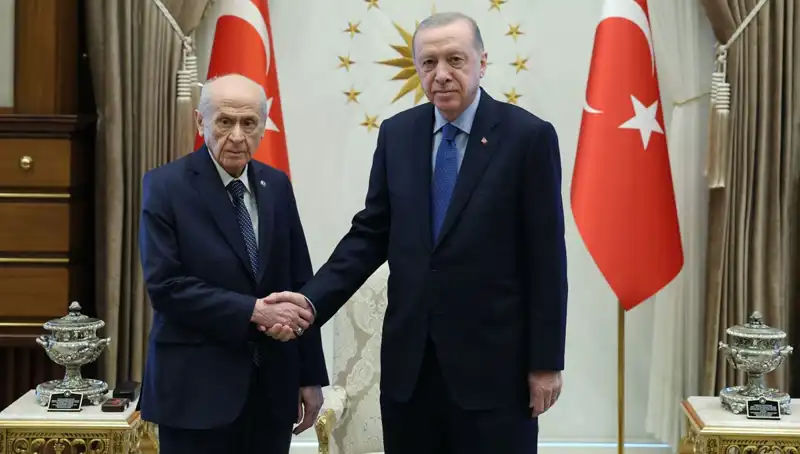 Cumhurbaşkanı Erdoğan ve Bahçeli'den kritik görüşme: Siyasi gündemde neler yaşanacak?