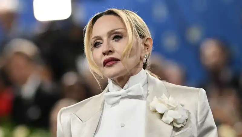 Madonna'nın Tartışmalı Diyeti: Kanserle Mücadele Aracı mı?
