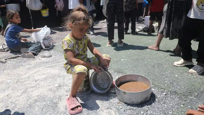 Gazze'de İnsani Kriz: Çocuklar Açlıkla Mücadele Ediyor