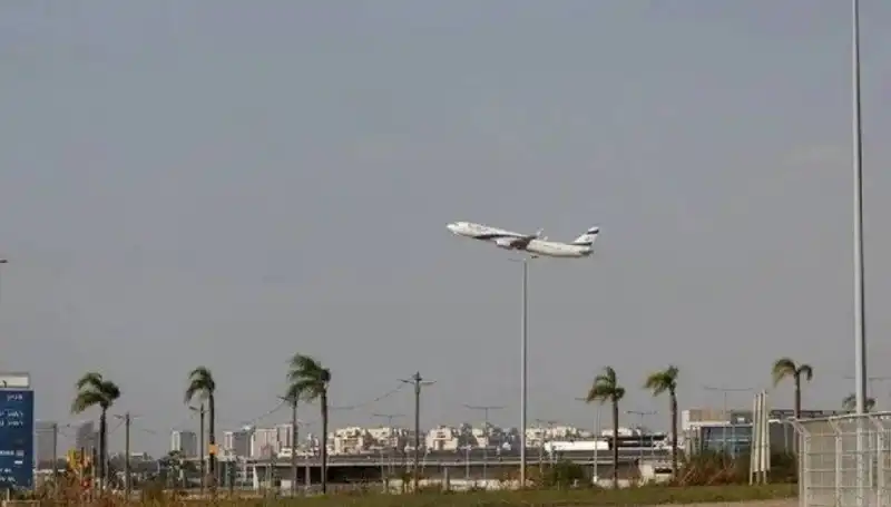 Yemenli Husiler Ben Gurion Havalimanı'nı Hedef Alarak Kriz Tırmandırdı