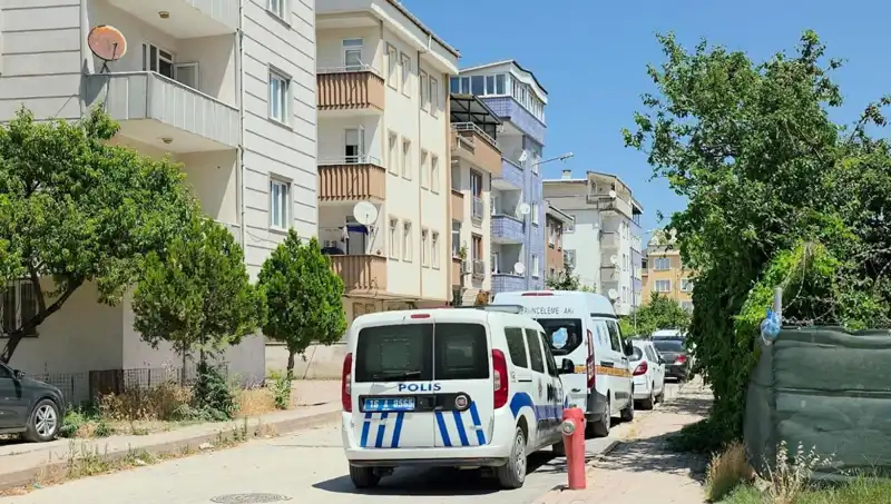 Bursa'da 3 Aylık Bebek Beşiğinde Gizemli Ölüm: Neler Yaşandı?