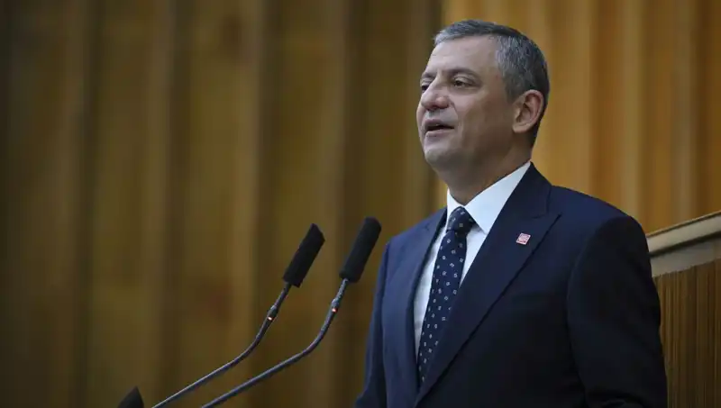 CHP Kurultay Davasına Özel'den Sert Tepki: Siyasi Gelişmeler Neler?
