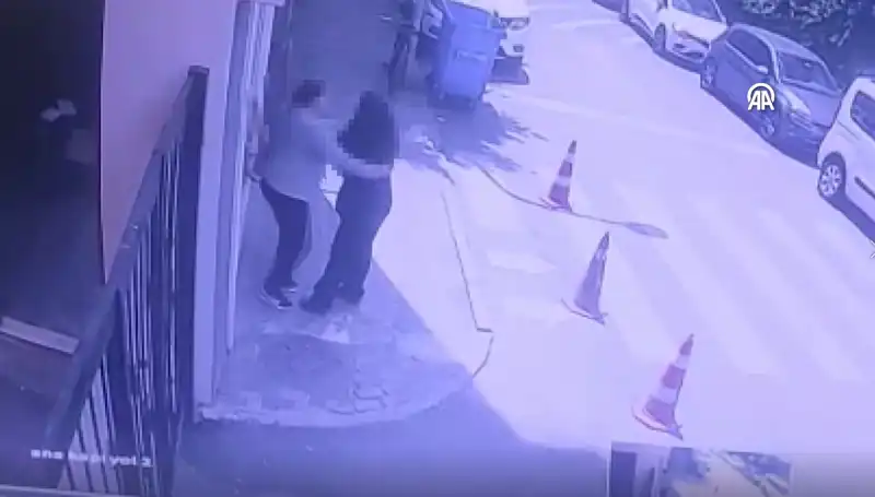 İstanbul'da Lise Tuvaletinde Dehşet: Olayın Perde Arkası
