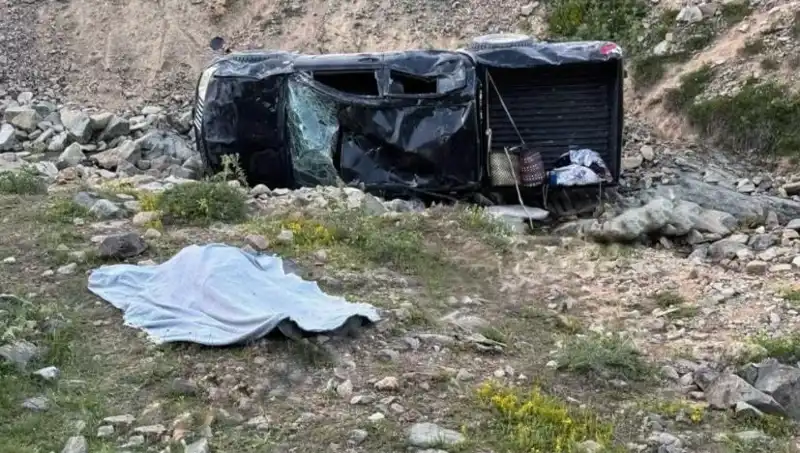 Gümüşhane'de Meydana Gelen Feci Kaza: Bir Kayıp, Beş Yaralı!