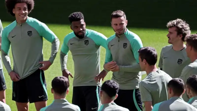 Chelsea ve Sevilla'nın Eski Oyuncusu Türkiye'ye Transfer Oluyor!