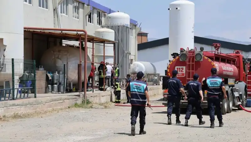 Elazığ'da Gaz Dolum Tesisinde Feci Patlama: 5 Yaralı