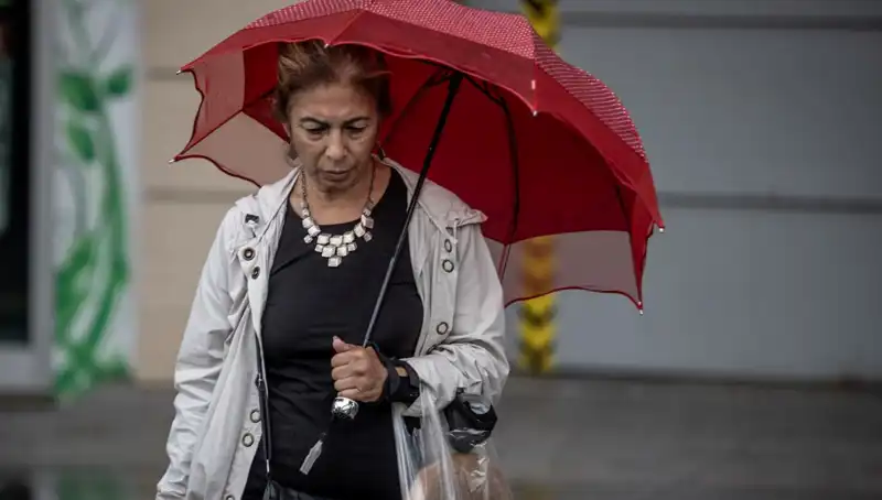Meteoroloji Genel Müdürlüğü'nden Kuvvetli Fırtına Uyarısı: Hazırlıklı Olun!