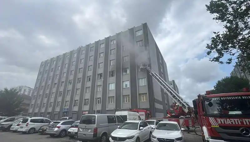 Çorap İmalathanesinde Patlayan Yangın Alarmı: İşletmeyi Sardı