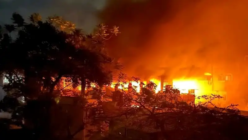 İsrail'in Gazze Operasyonları: 37 Sivilin Hayatını Kaybetmesiyle Savaş Korkusunu Tırmandırdı