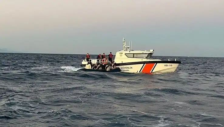 Ayvacık Açıklarında 17 Göçmen Operasyonu: Yeni Bir Kurtuluş Arayışı