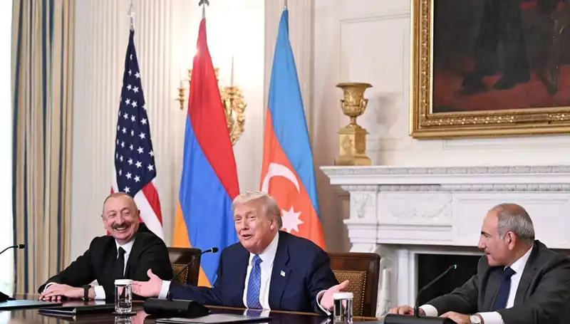 Aliyev'den Ermenistan'a Kritik Anayasa Çağrısı: Zaman Kaybetmeyin